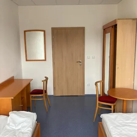 Janovice Nad Uhlavou, Rozvojova Zona 186 Appartement *